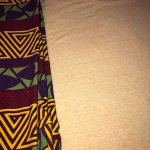 2-XL Lularoe Irma’s & TC Leggings